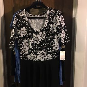 Brand new Lularoe 2x dress